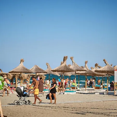 Apartment Soleil N Pools Beach Navodari